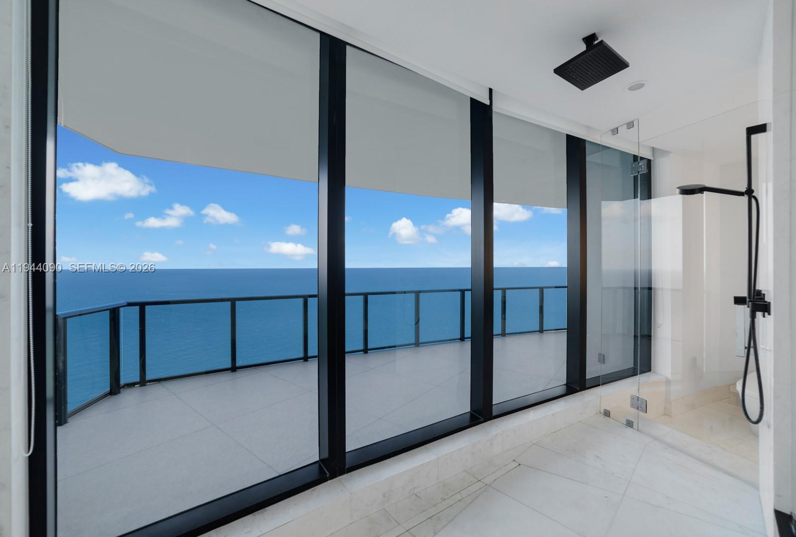 18555 Collins Ave #5201 Sunny Isles Beach, FL 33160