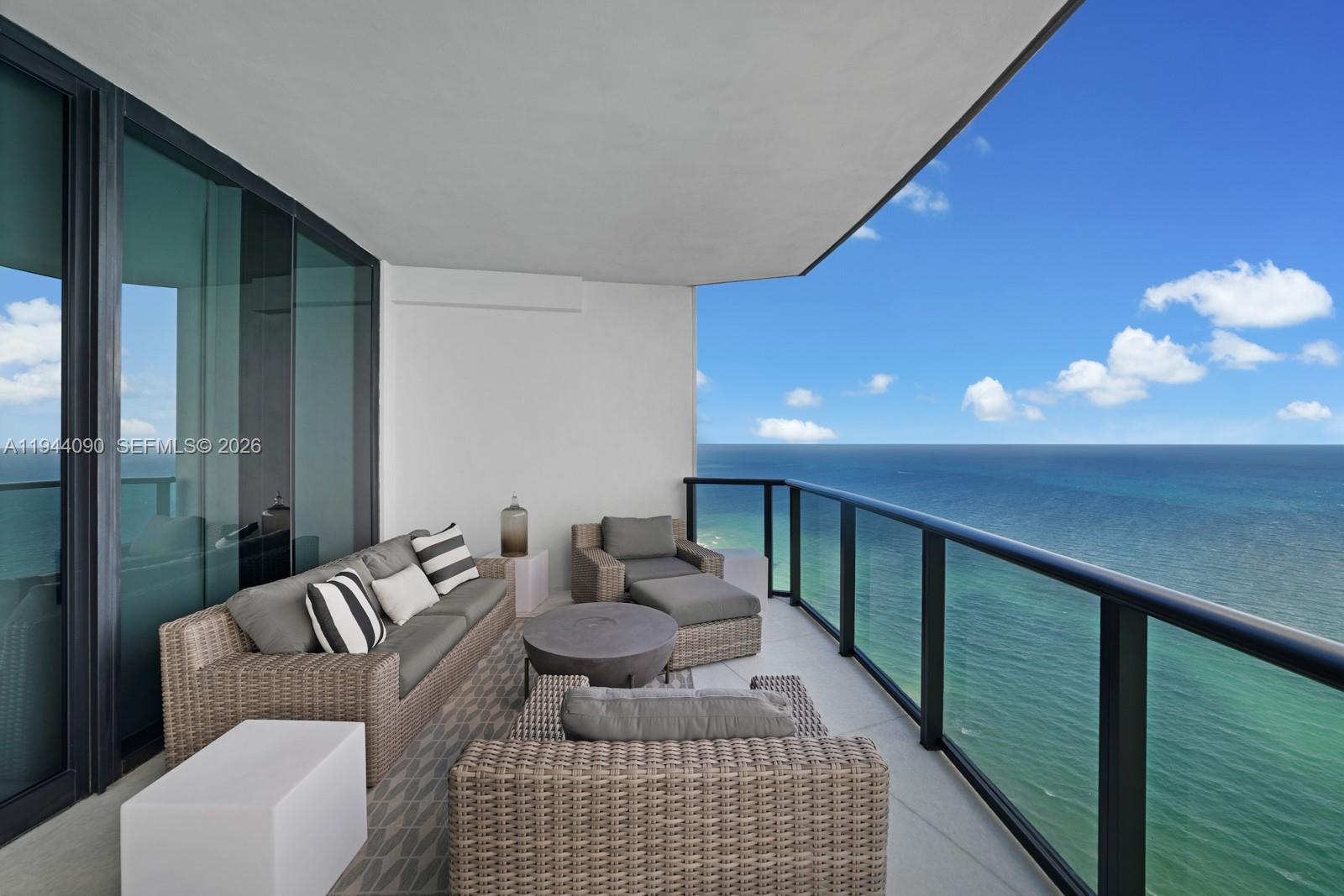 18555 Collins Ave #5201 Sunny Isles Beach, FL 33160