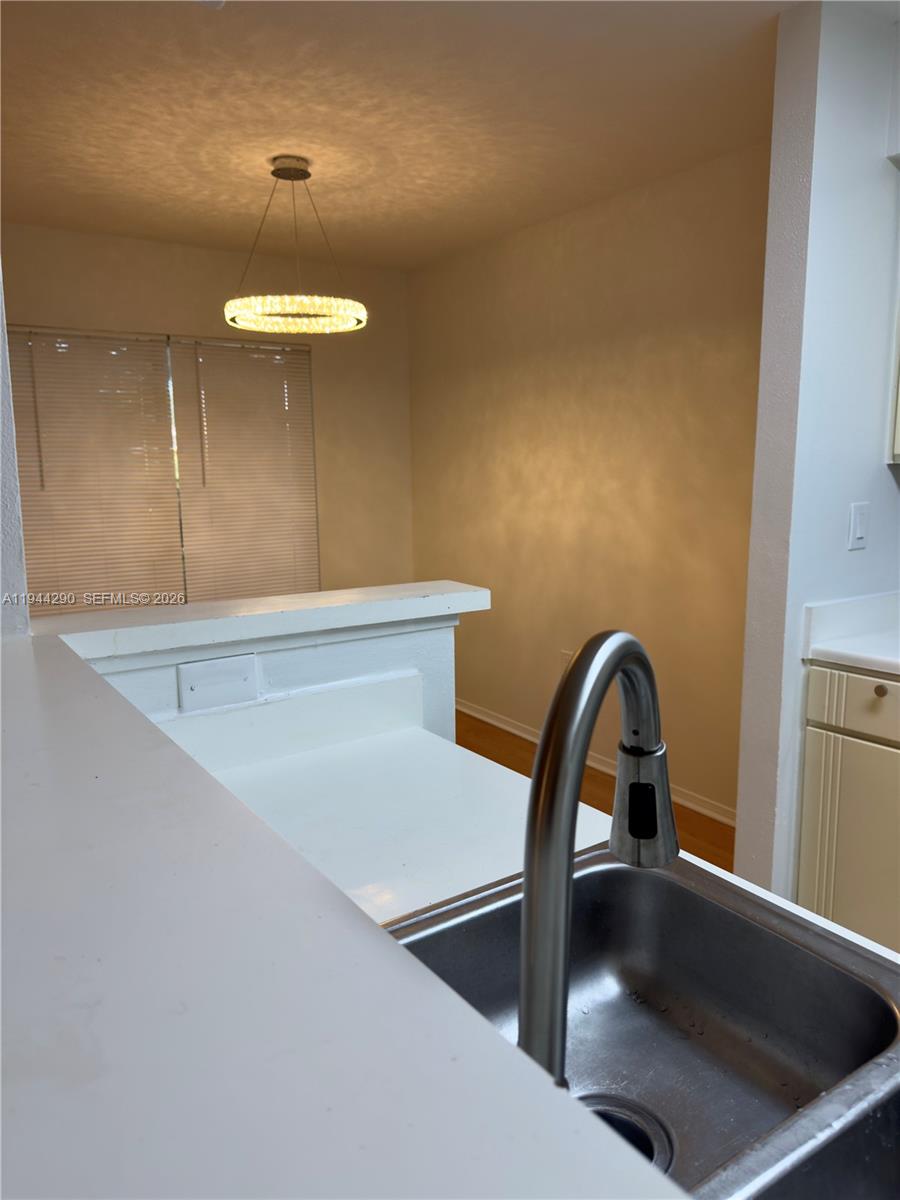 2341 NW 33rd St #405 Oakland Park, FL 33309