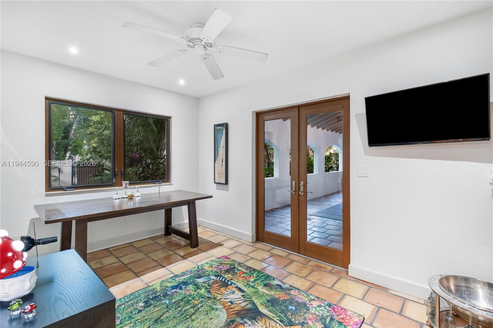 320 W 26th St Miami Beach, FL 33140