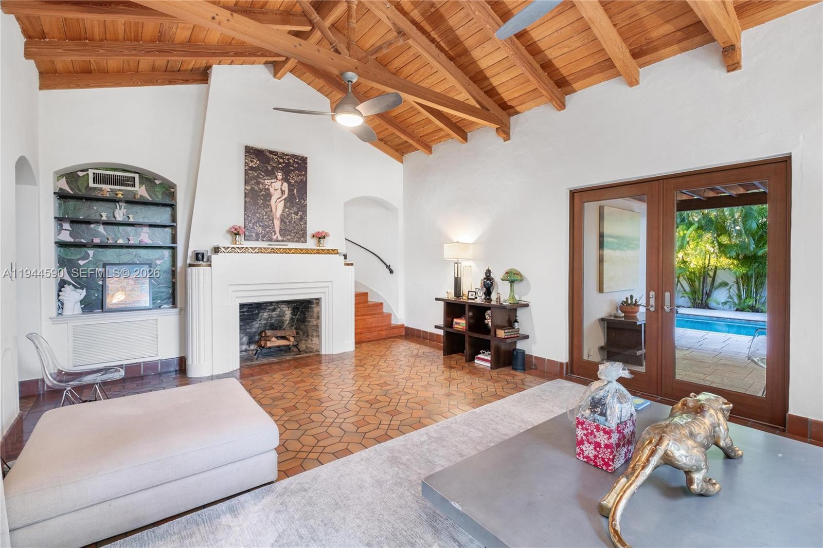 320 W 26th St Miami Beach, FL 33140