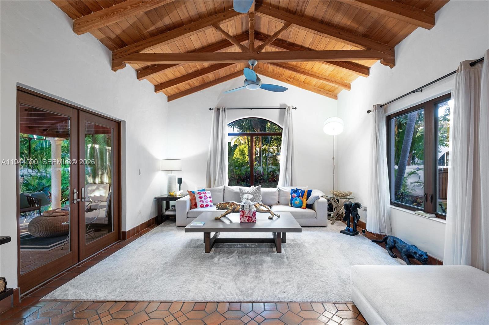 320 W 26th St Miami Beach, FL 33140