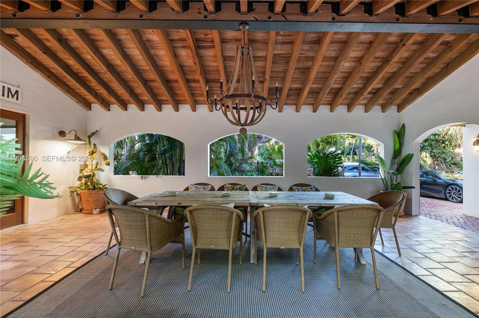 320 W 26th St Miami Beach, FL 33140