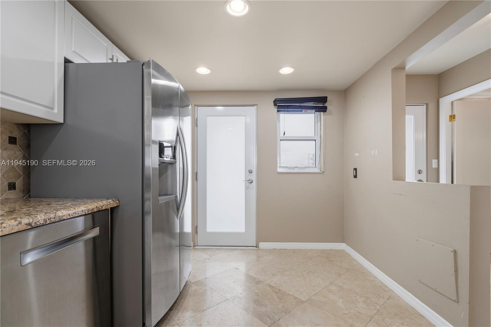 1075 NE Miami Gdns Dr #306 Miami, FL 33179