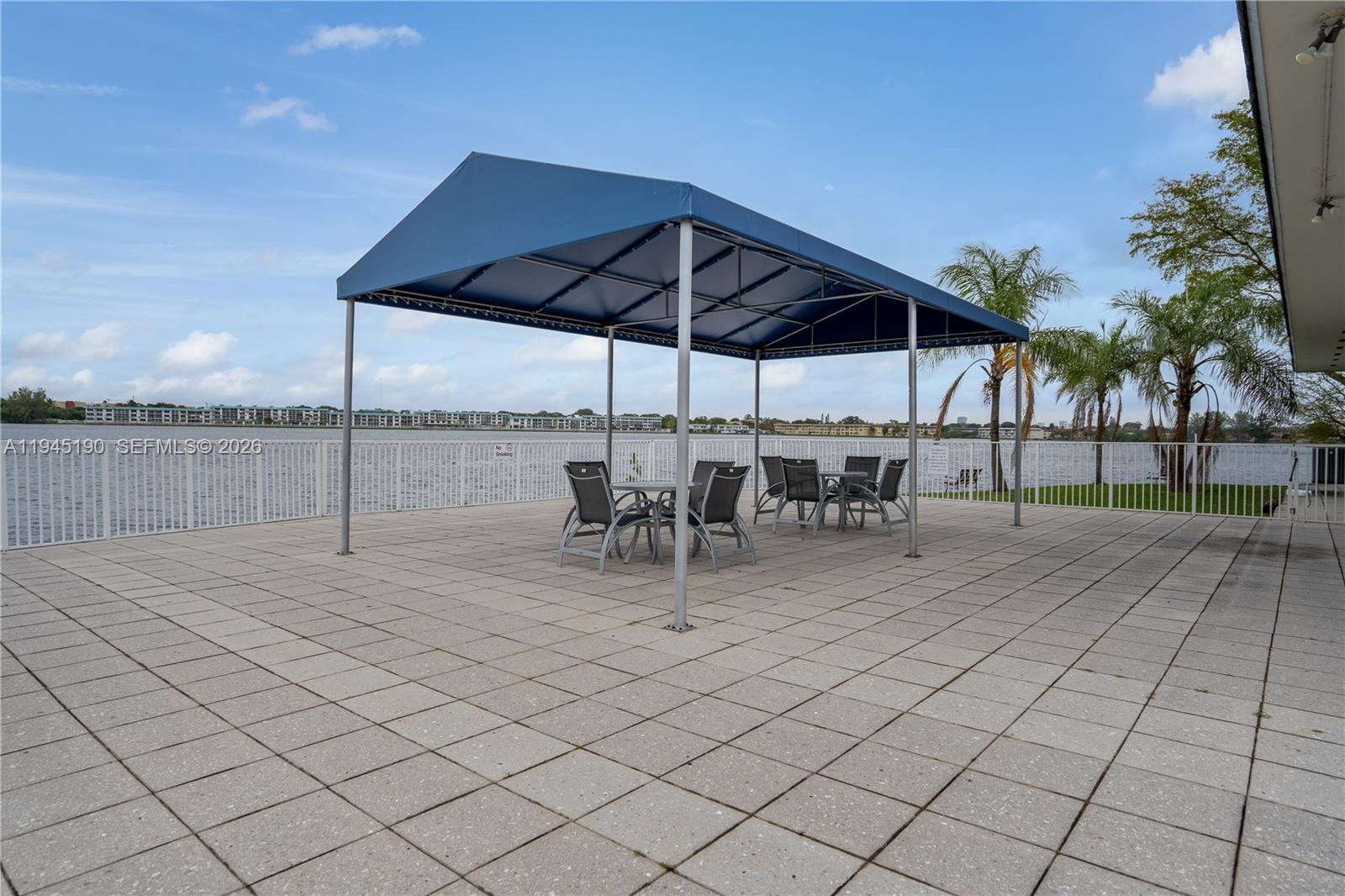 1075 NE Miami Gdns Dr #306 Miami, FL 33179