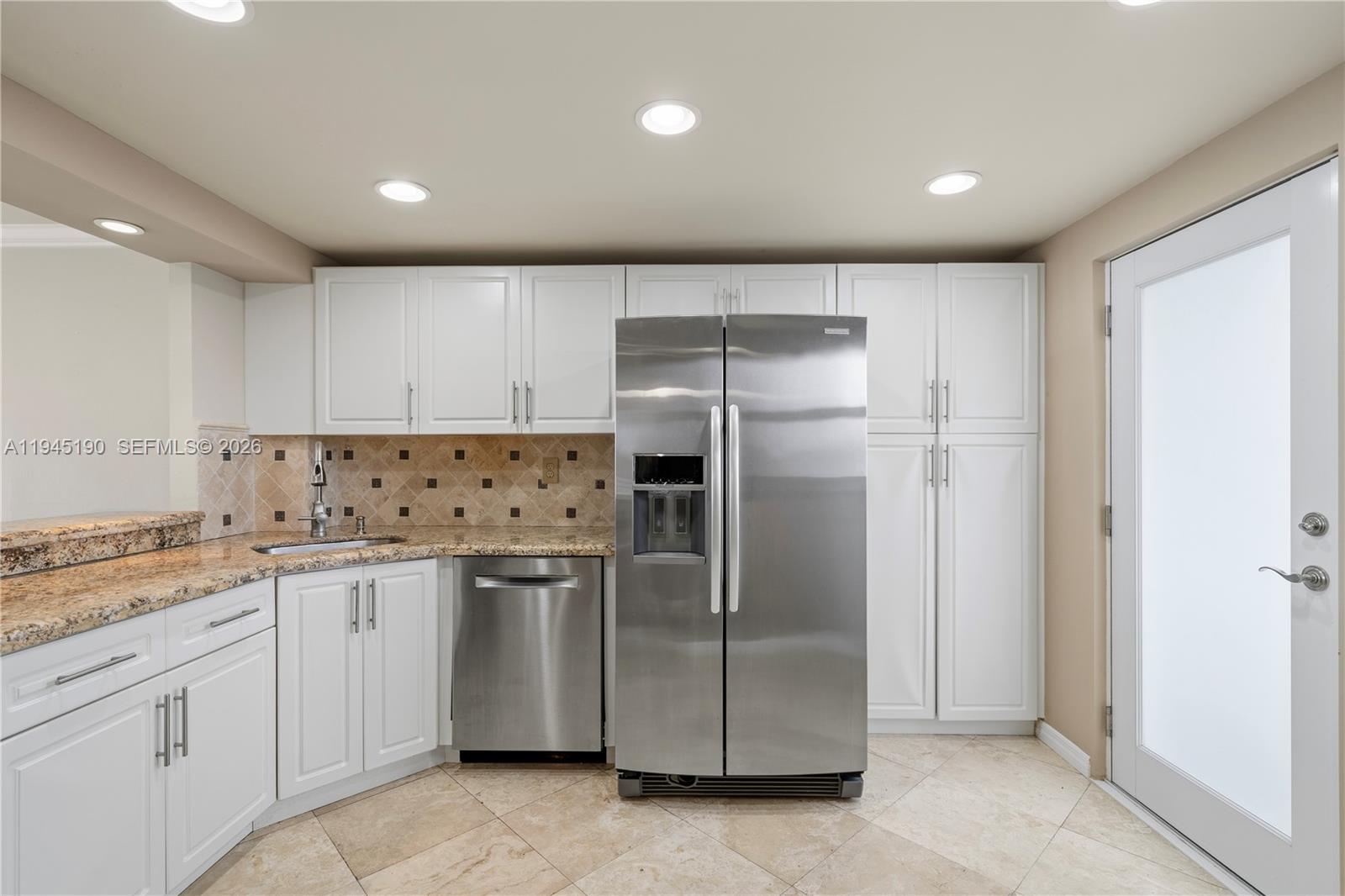 1075 NE Miami Gdns Dr #306 Miami, FL 33179