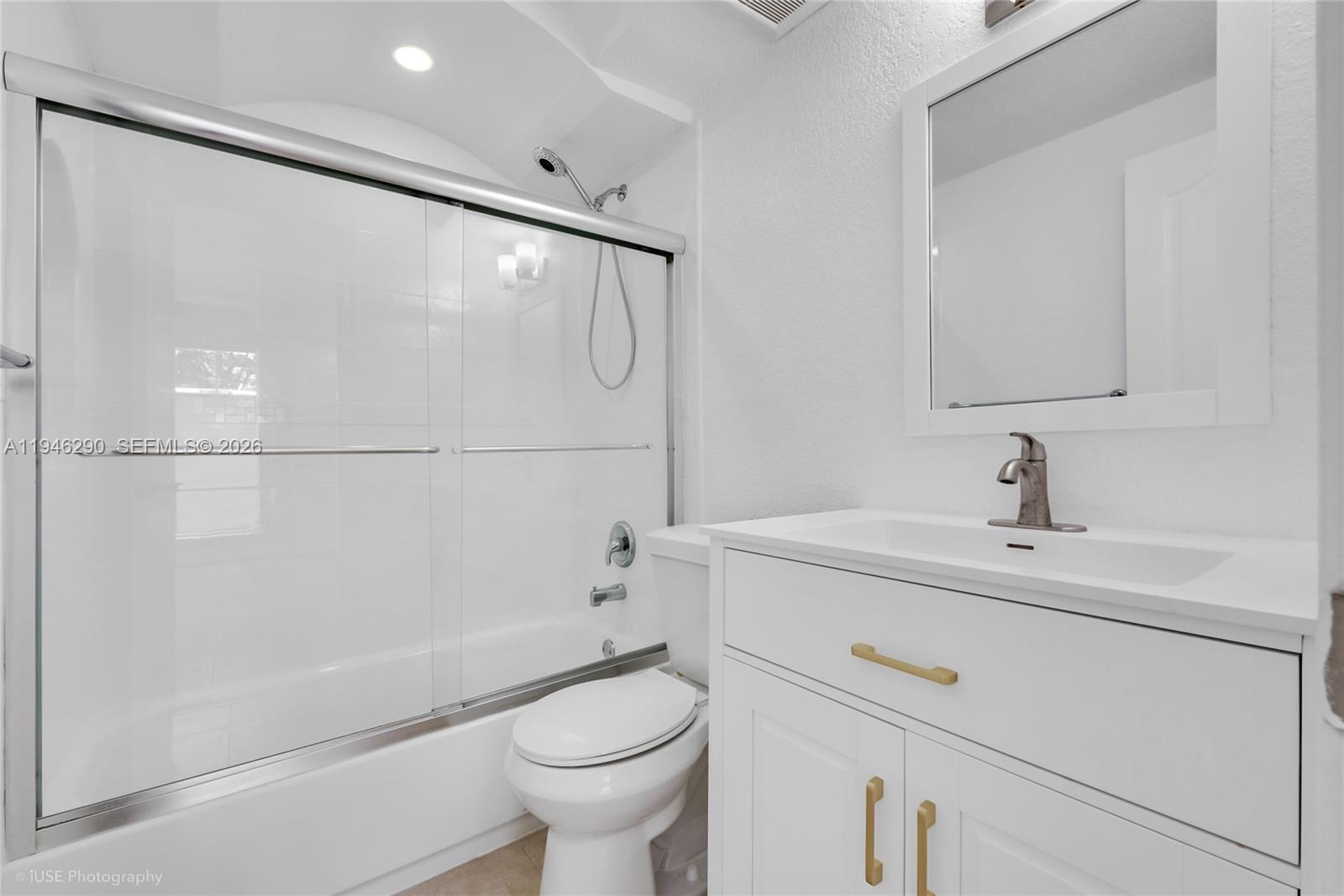 3245 Virginia St #43