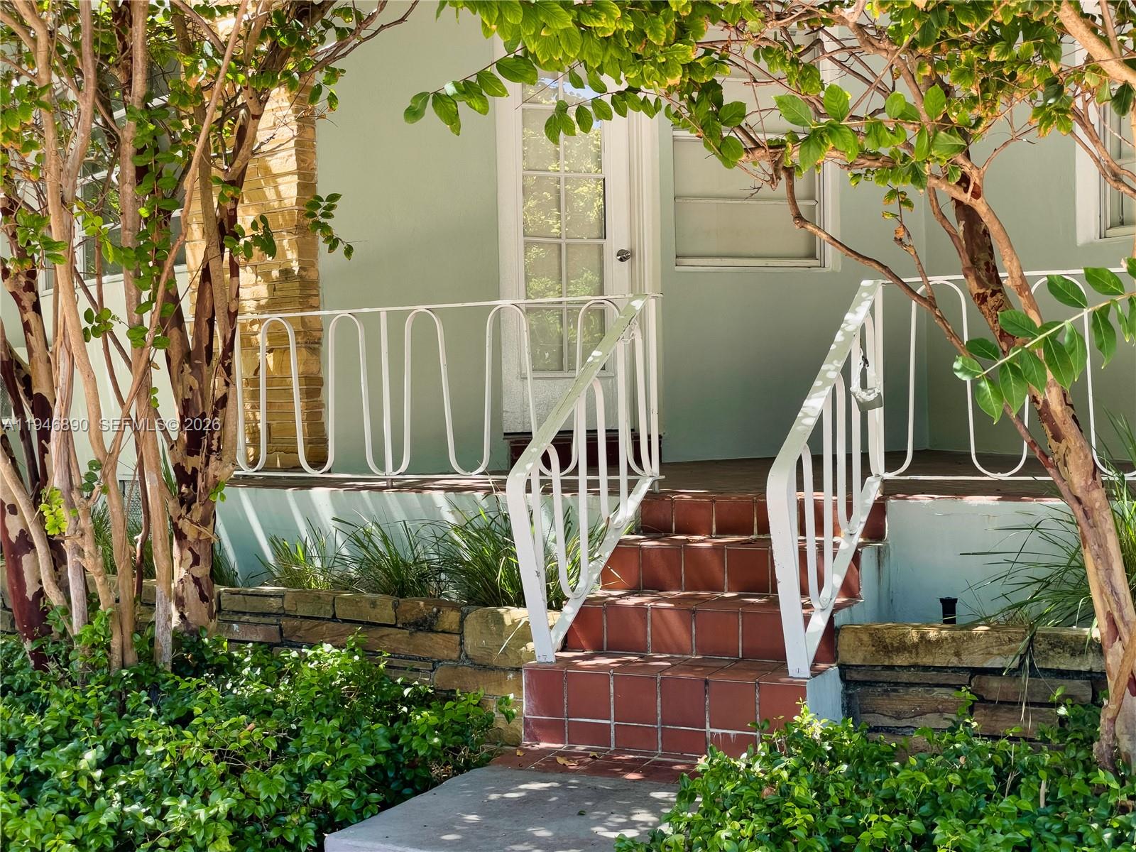 1925 Washington Ave #4