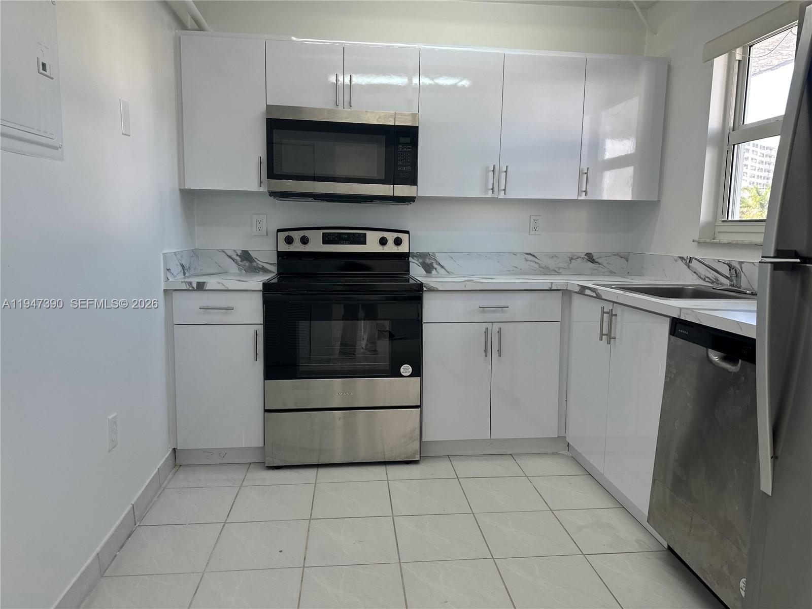 1345 West Ave #303 Miami Beach, FL 33139