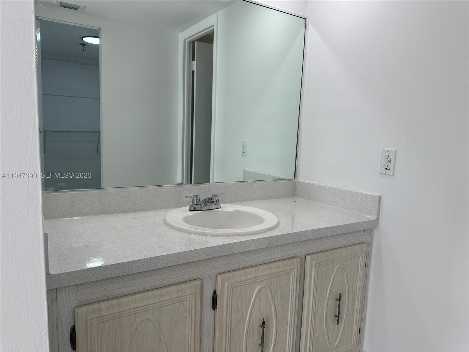 1345 West Ave #303 Miami Beach, FL 33139