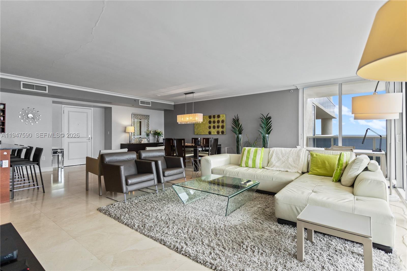 image Beach Club 110