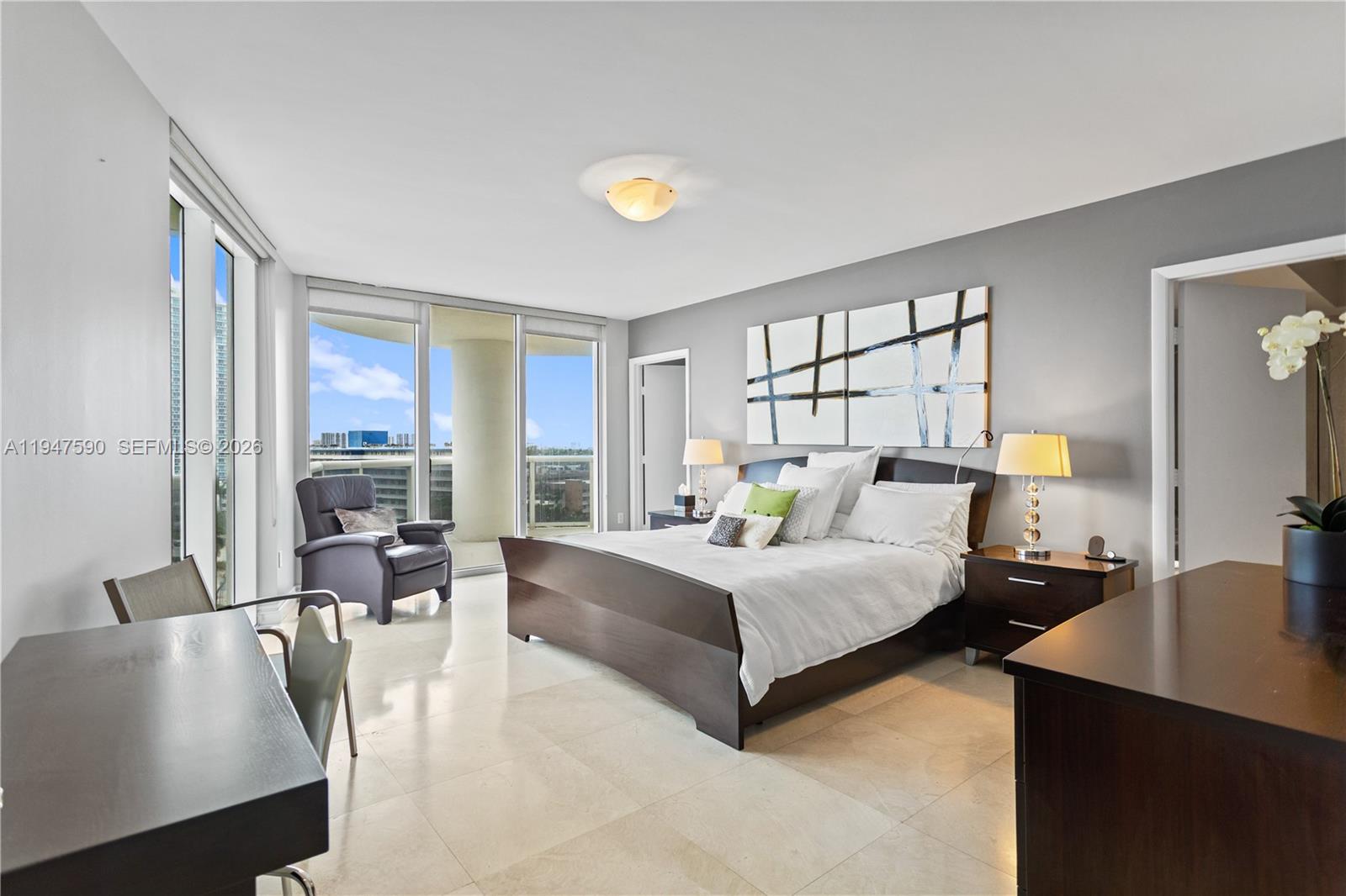 image Beach Club 119