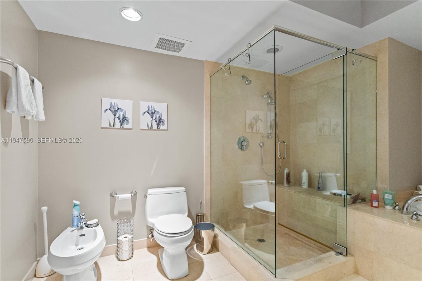 image Beach Club 126