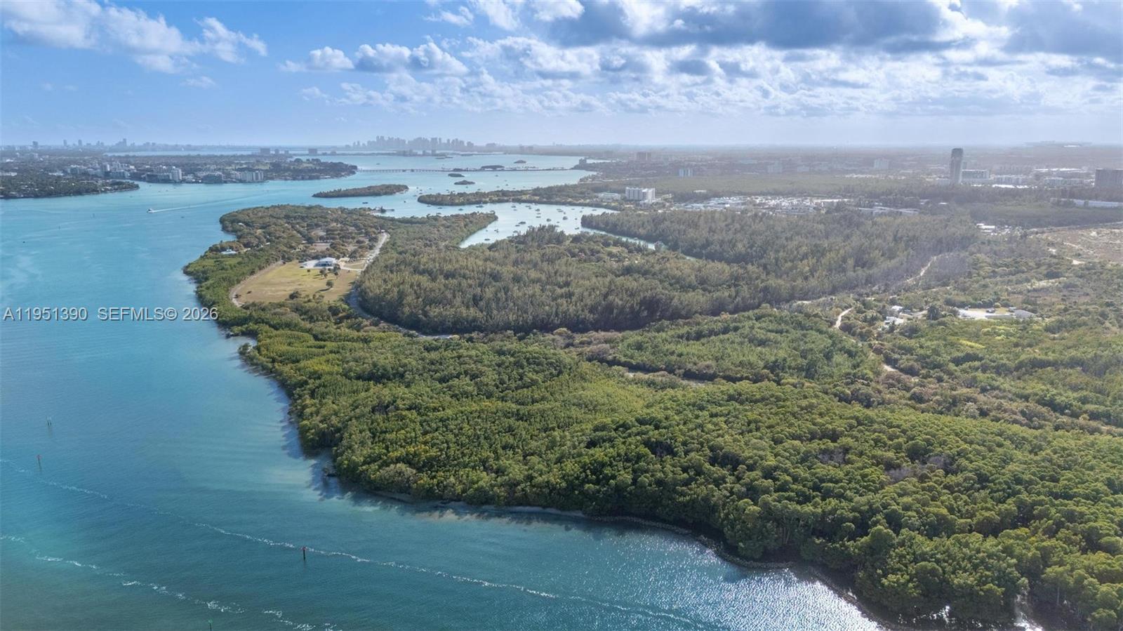 image Arlen House East30