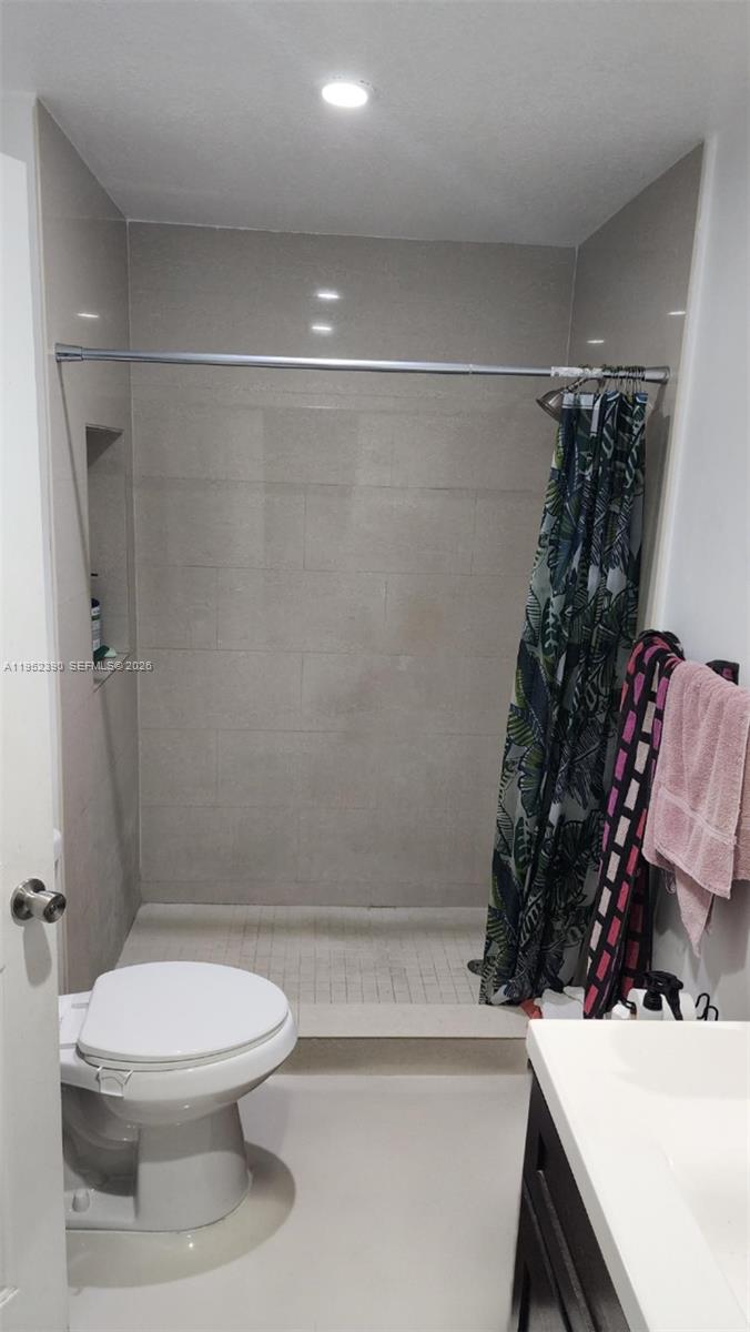 13337 SW 112th Pl Miami, FL 33176