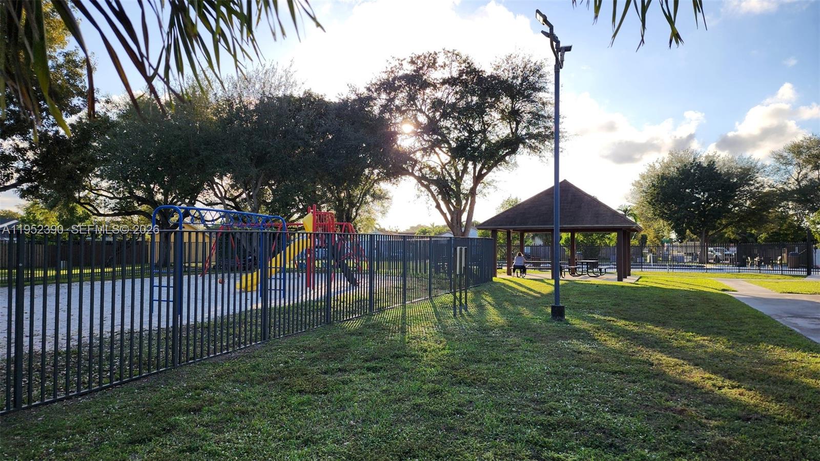 13337 SW 112th Pl Miami, FL 33176