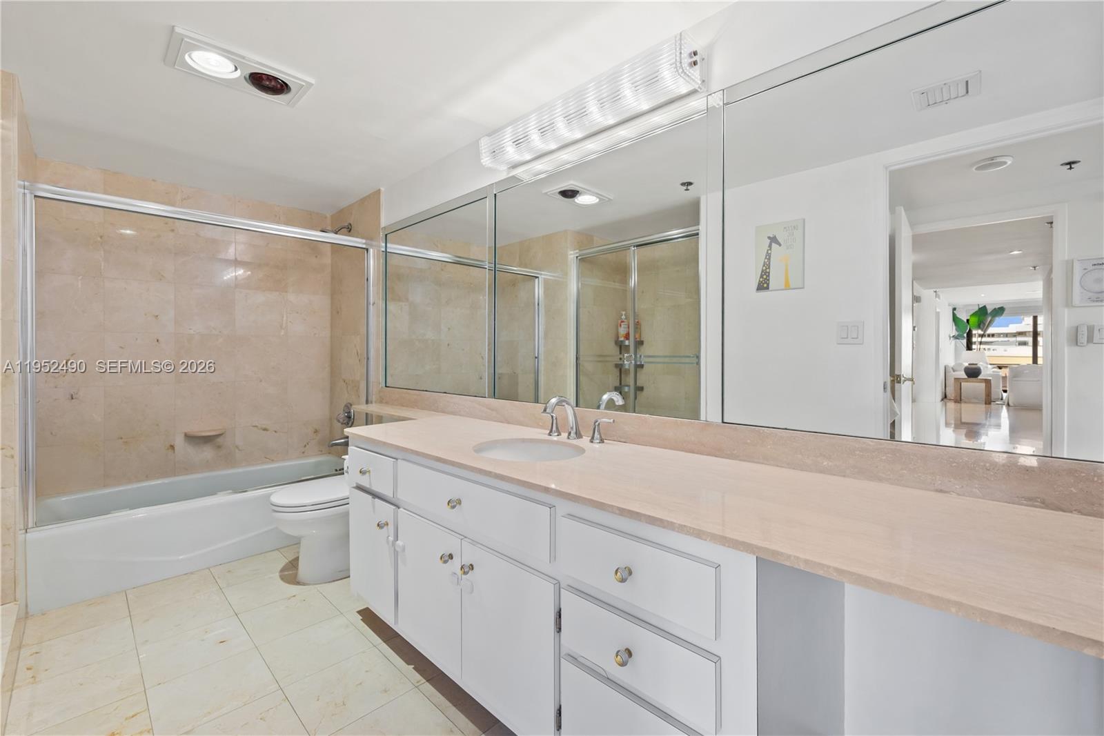 251 Crandon Blvd #806 Key Biscayne, FL 33149