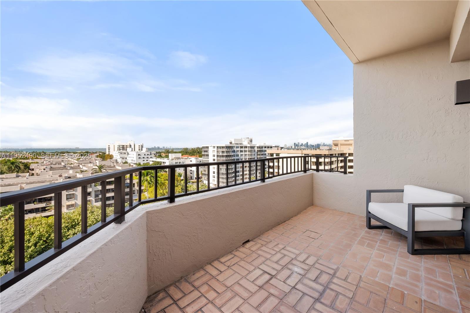 251 Crandon Blvd #806 Key Biscayne, FL 33149