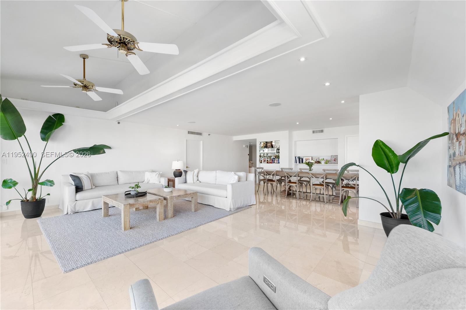 251 Crandon Blvd #806 Key Biscayne, FL 33149