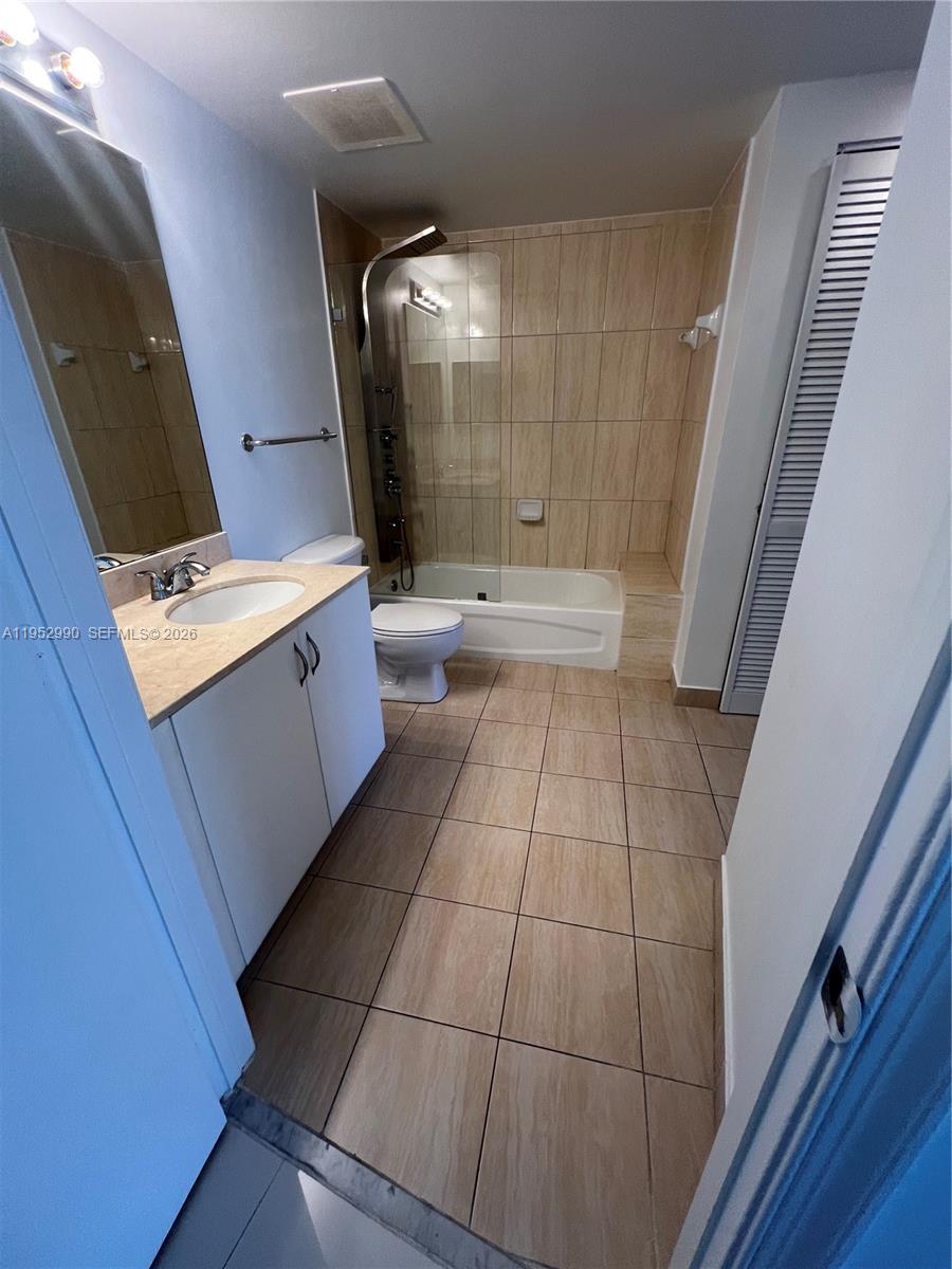 1750 N Bayshore Dr #4409 Miami, FL 33132