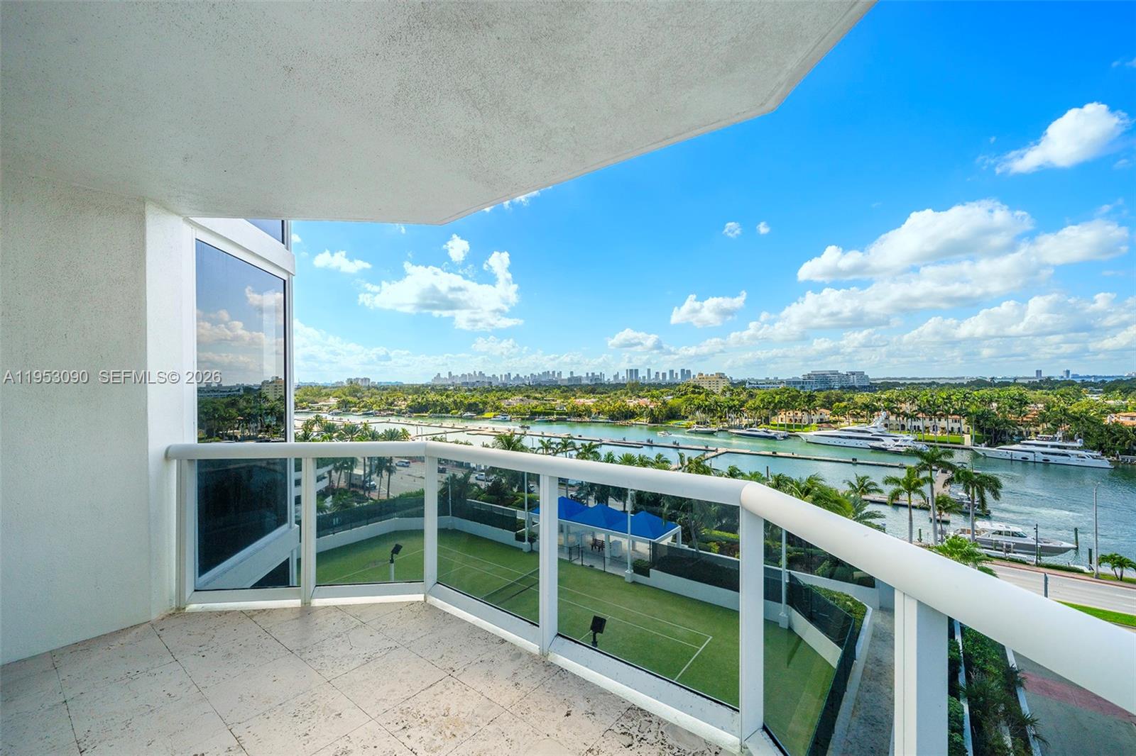 4779 Collins Ave #907 Miami Beach, FL 33140