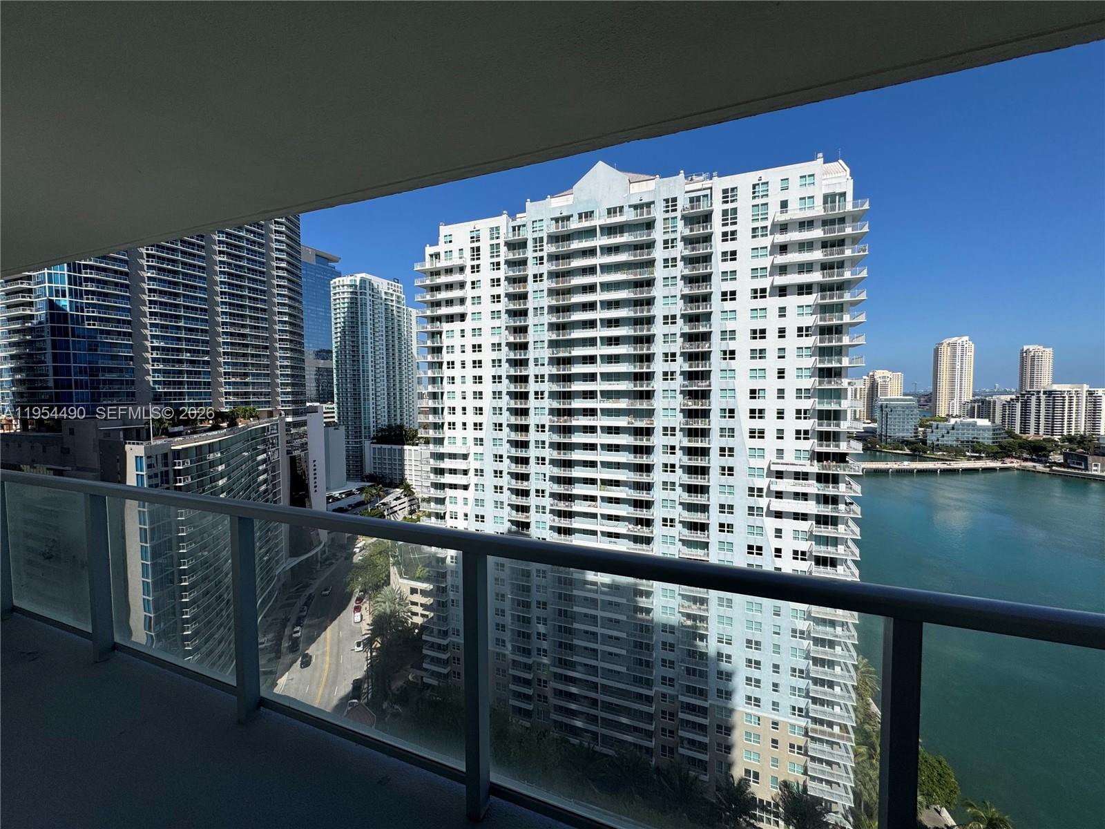 image The Mark on Brickell7