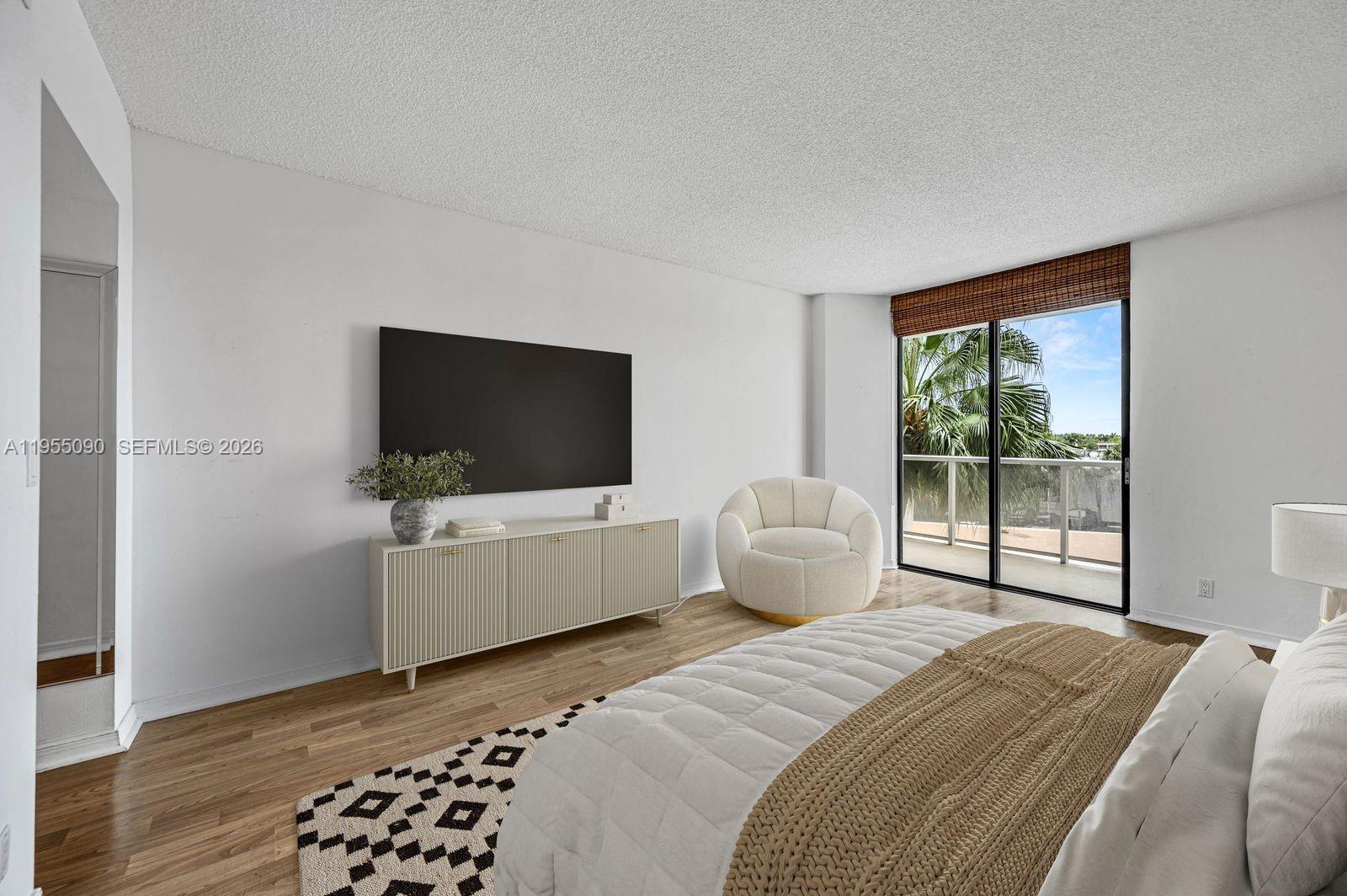 image Hamptons West22