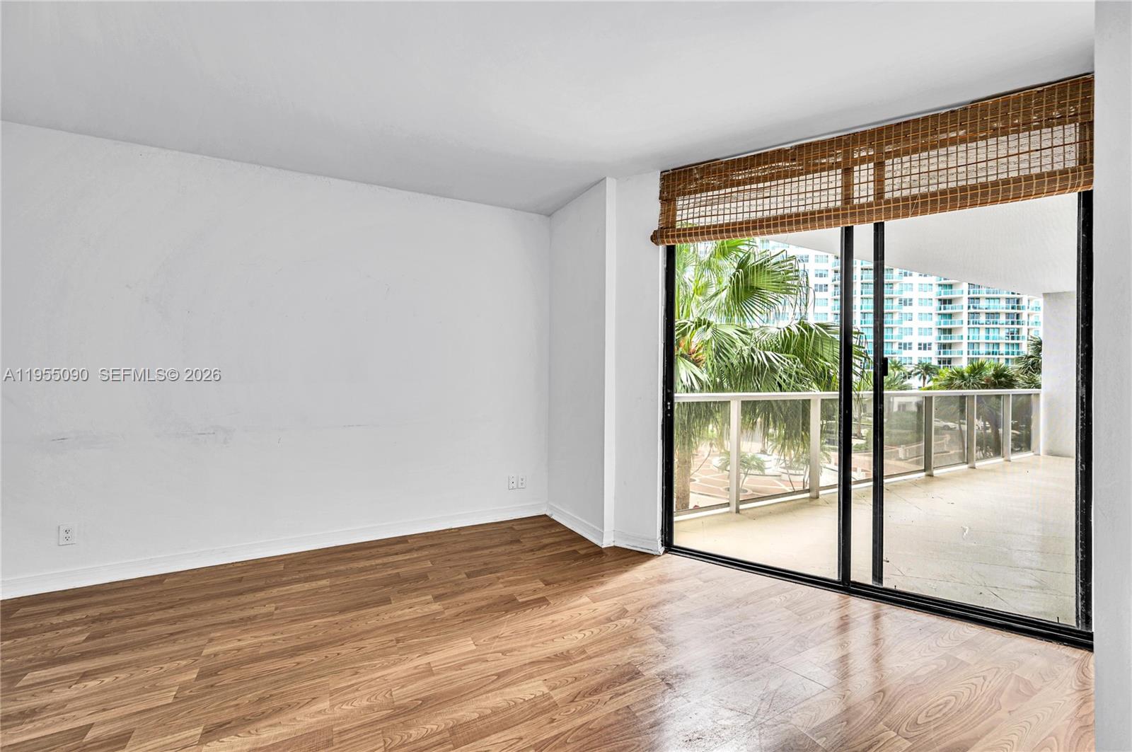 image Hamptons West27