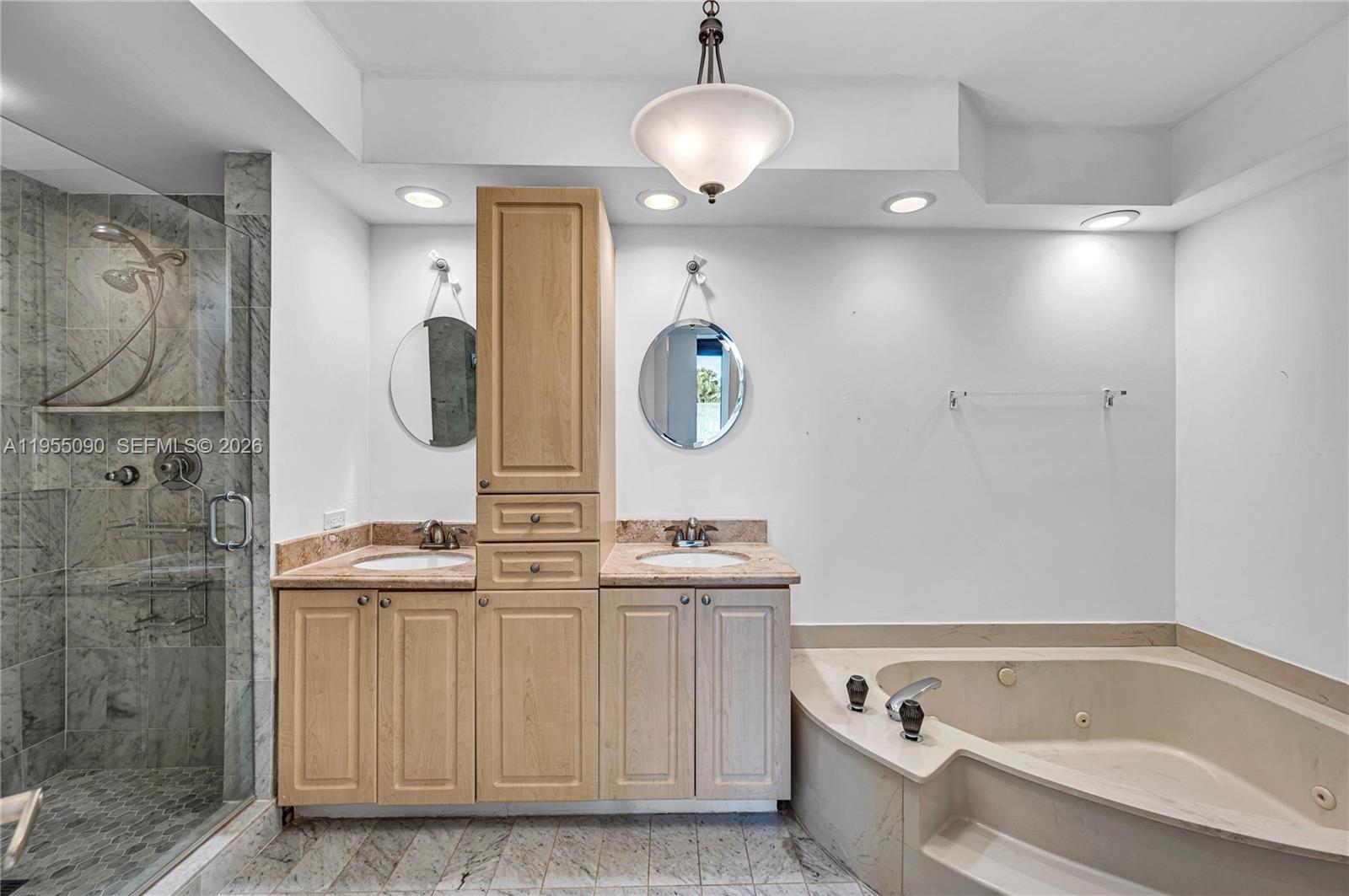 image Hamptons West28