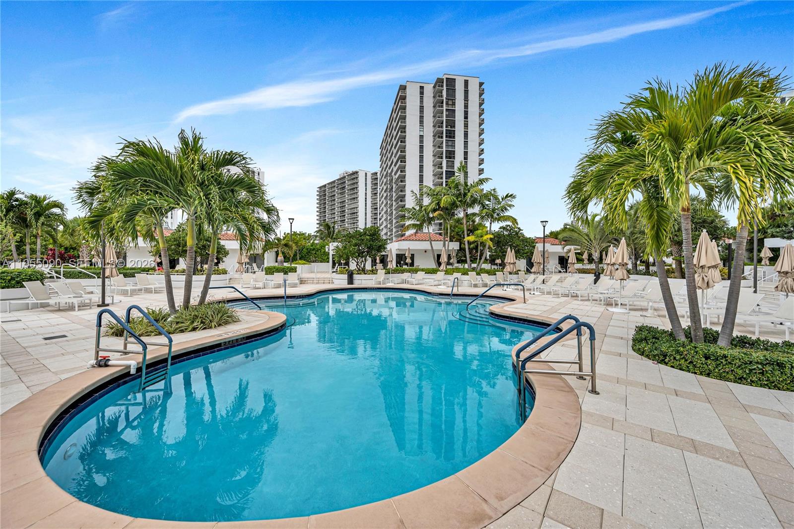 image Hamptons West38