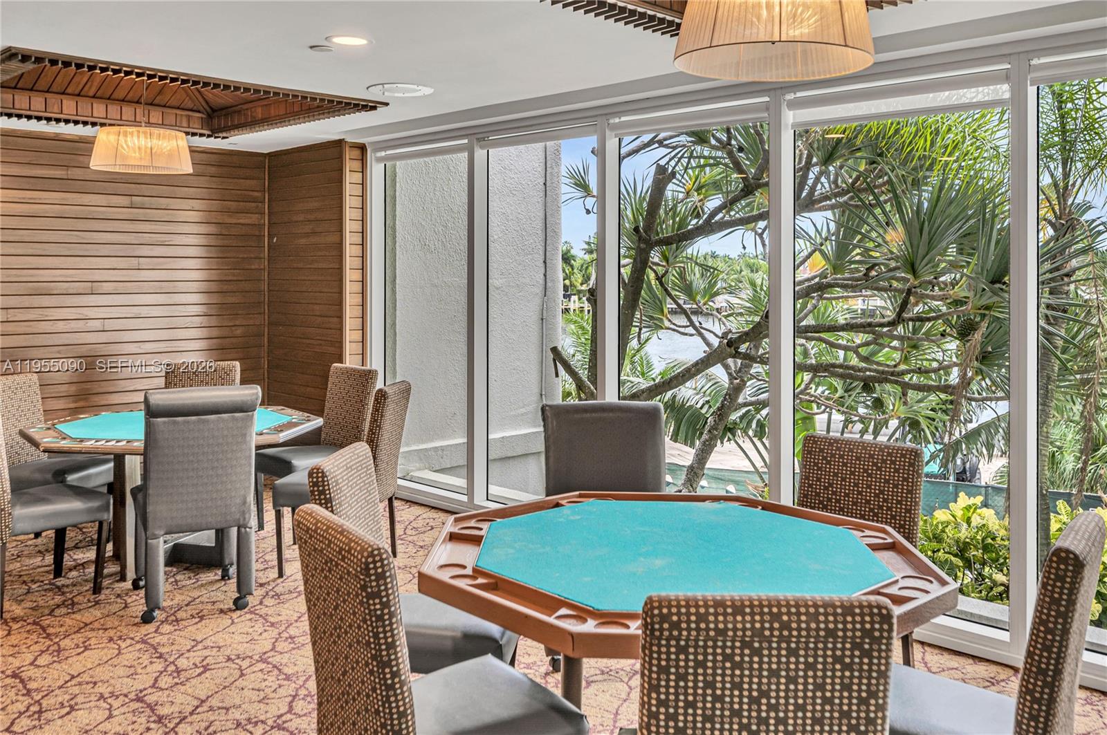 image Hamptons West53