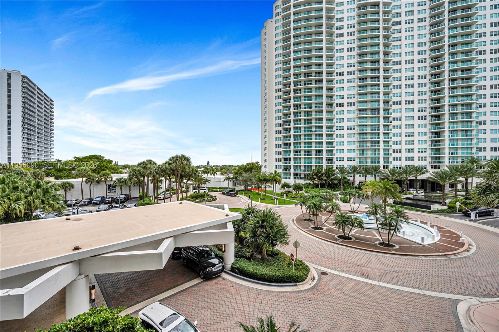 image Hamptons West69