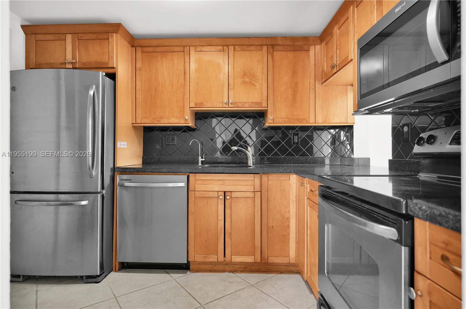 4141 Nautilus Dr #4G