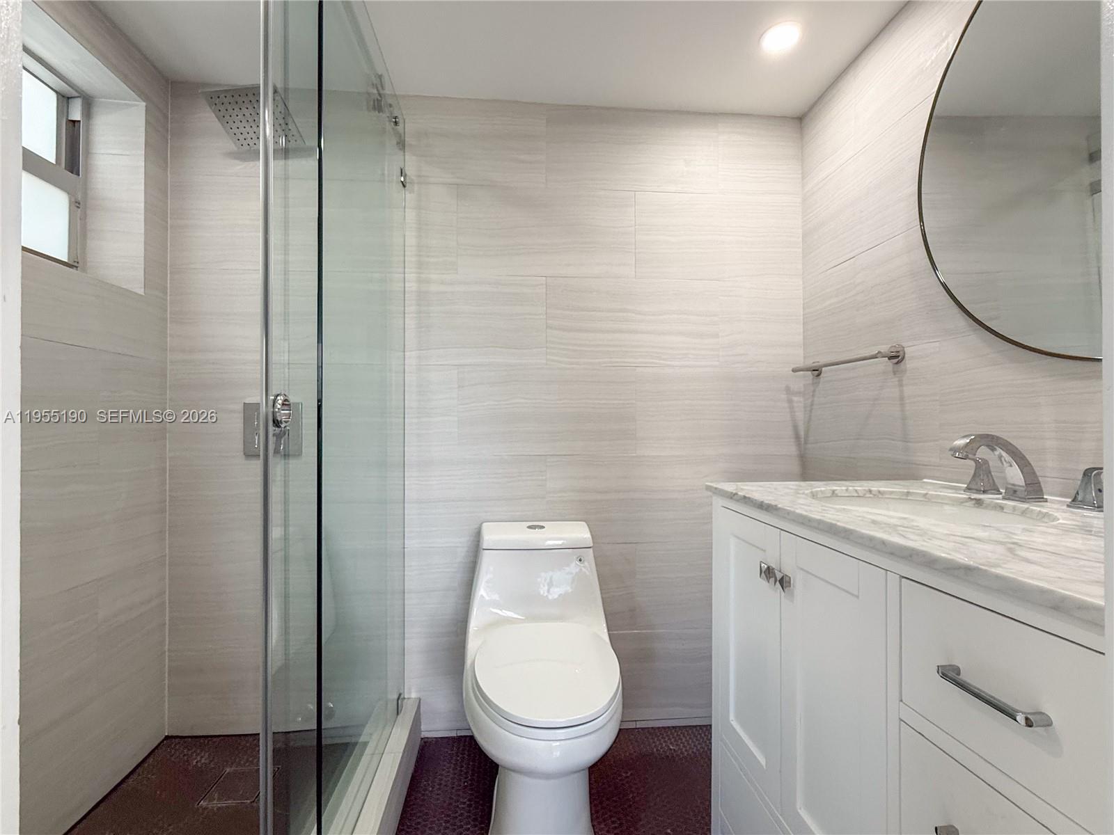 4141 Nautilus Dr #4G Miami Beach, FL 33140