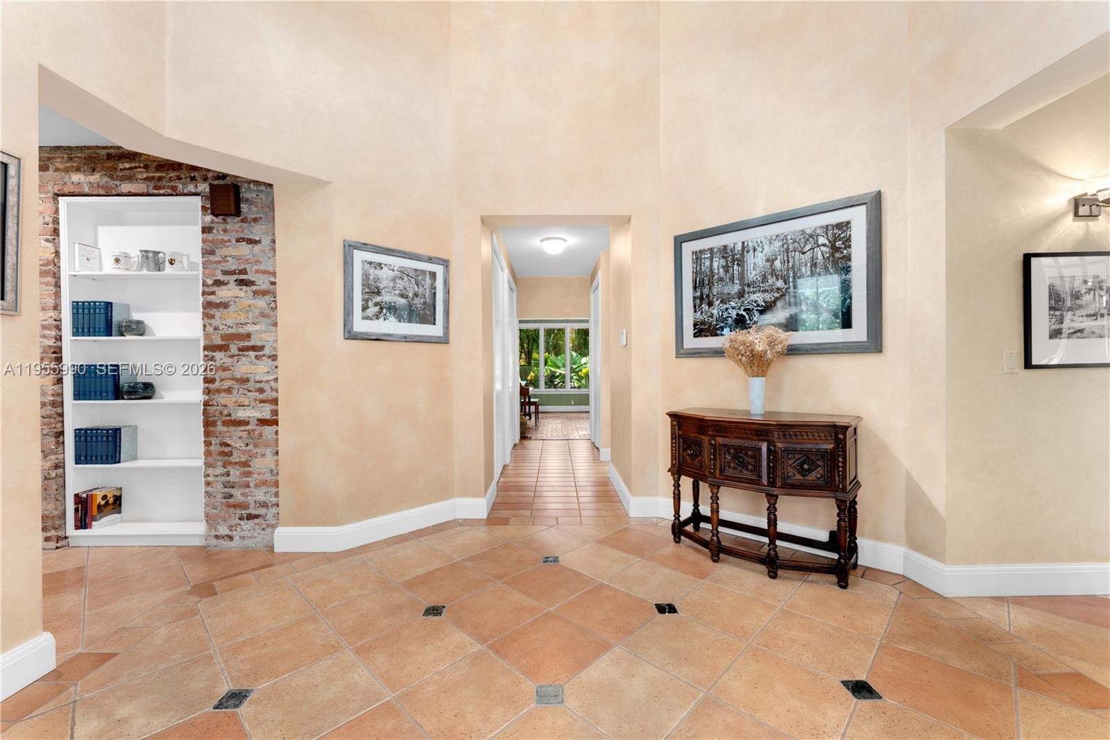 7400 SW 47th Ct Miami, FL 33143