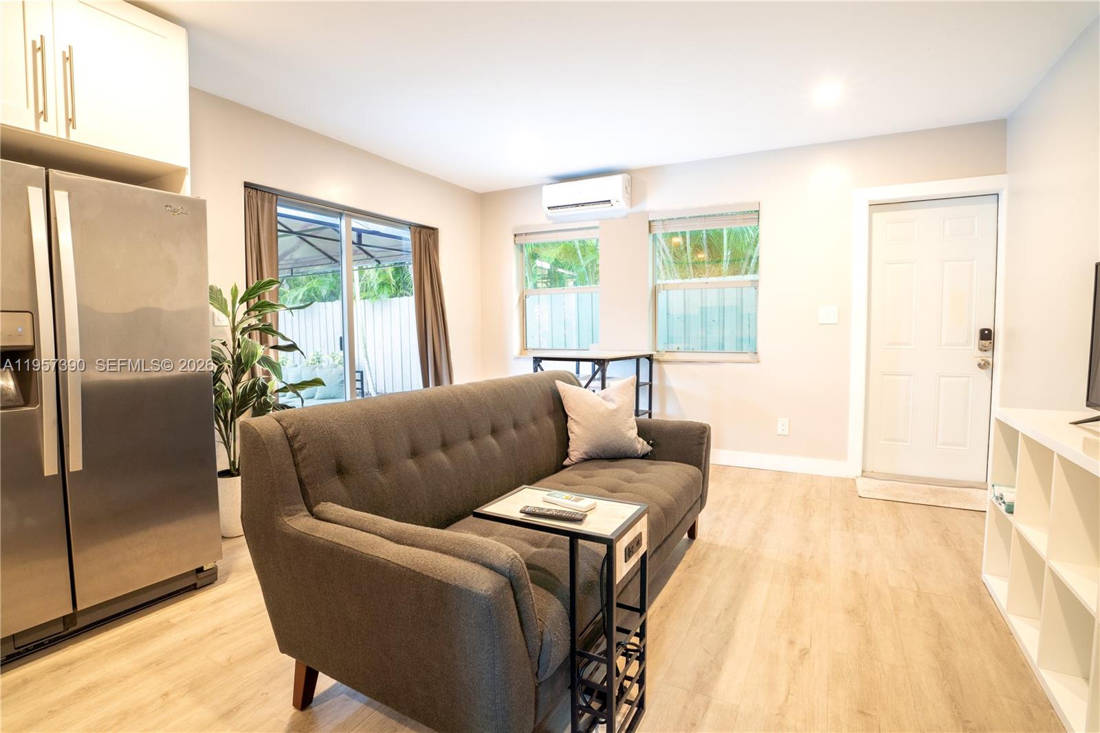 1324 NE 14th Ave Fort Lauderdale, FL 33304