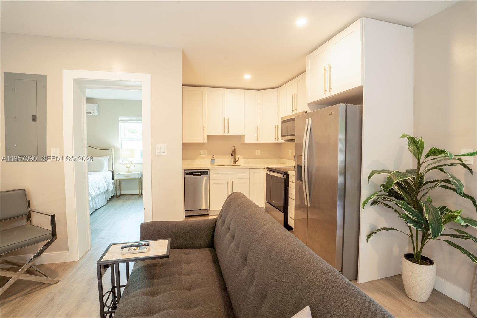 1324 NE 14th Ave Fort Lauderdale, FL 33304