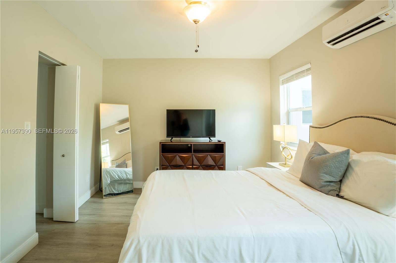 1324 NE 14th Ave Fort Lauderdale, FL 33304