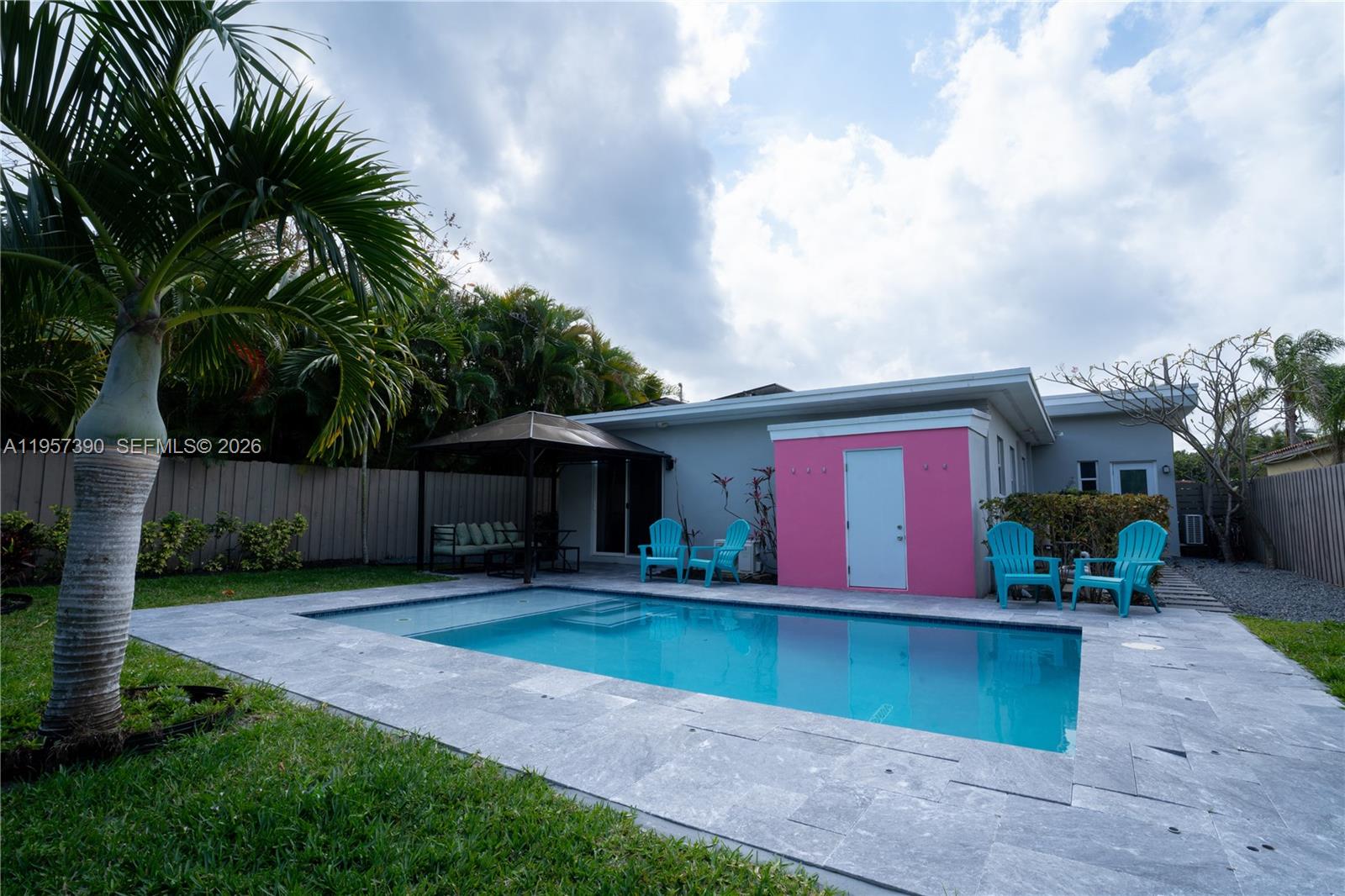 1324 NE 14th Ave Fort Lauderdale, FL 33304