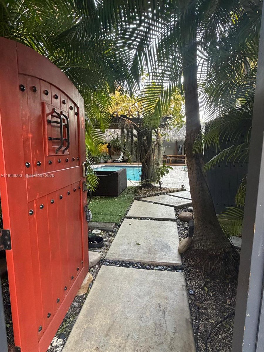 990 NE 72nd Ter Miami, FL 33138