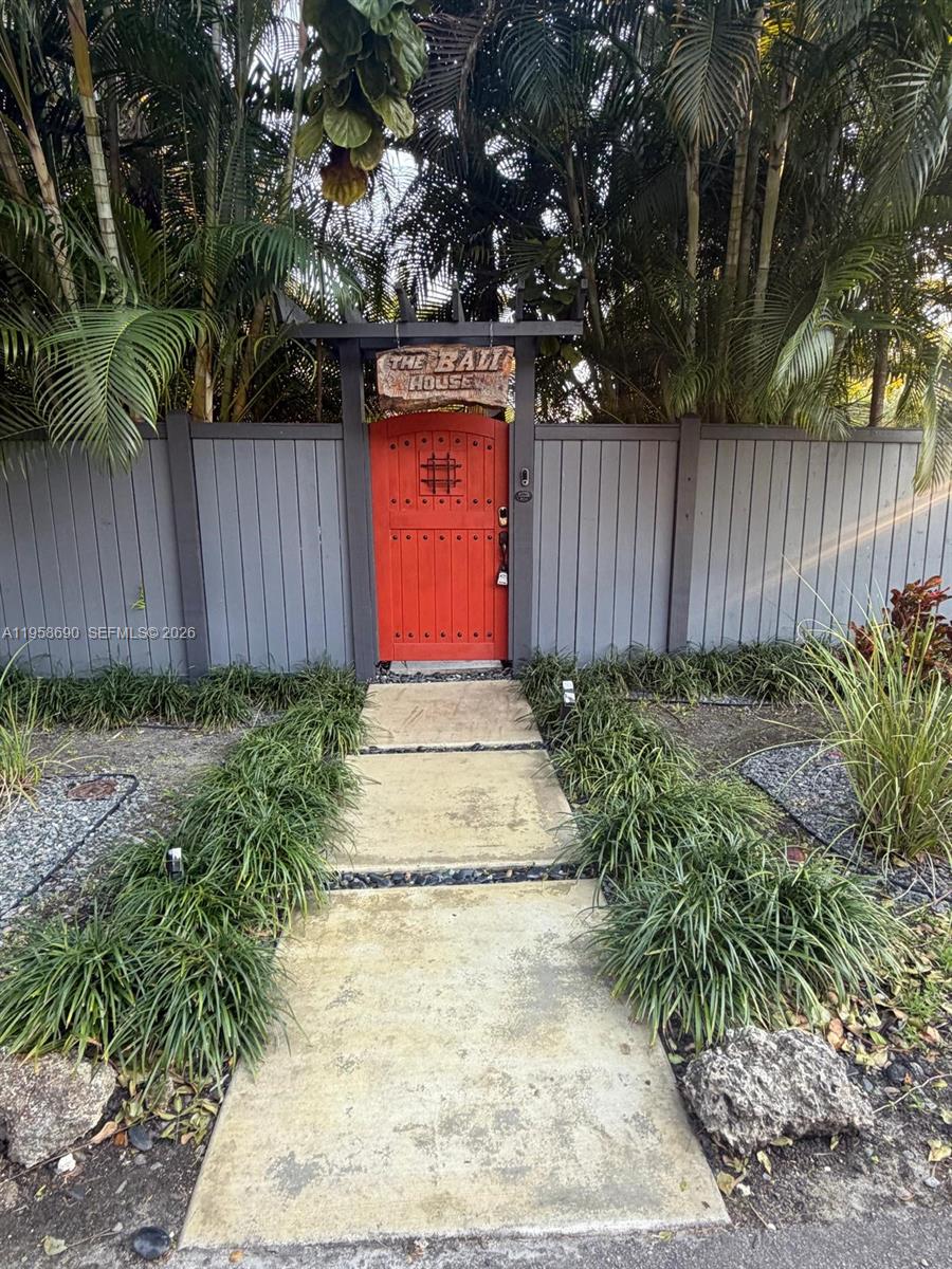 990 NE 72nd Ter Miami, FL 33138