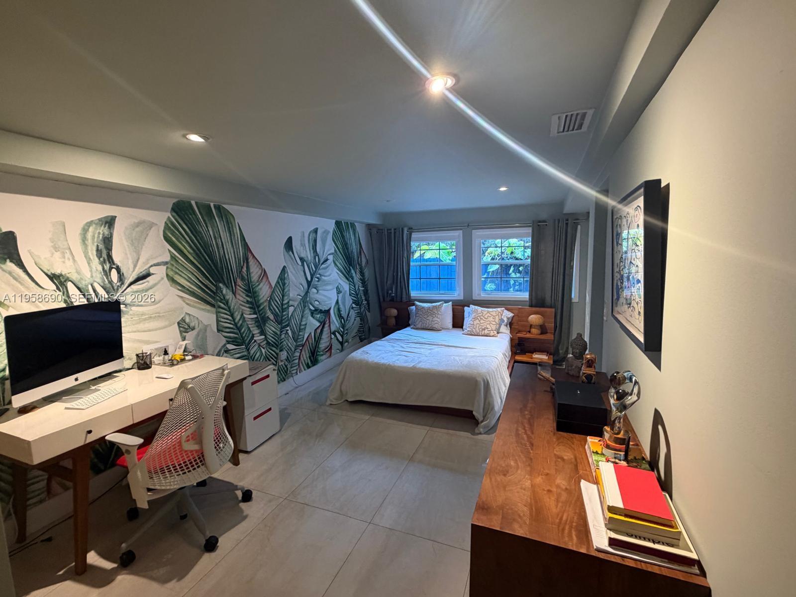 990 NE 72nd Ter Miami, FL 33138