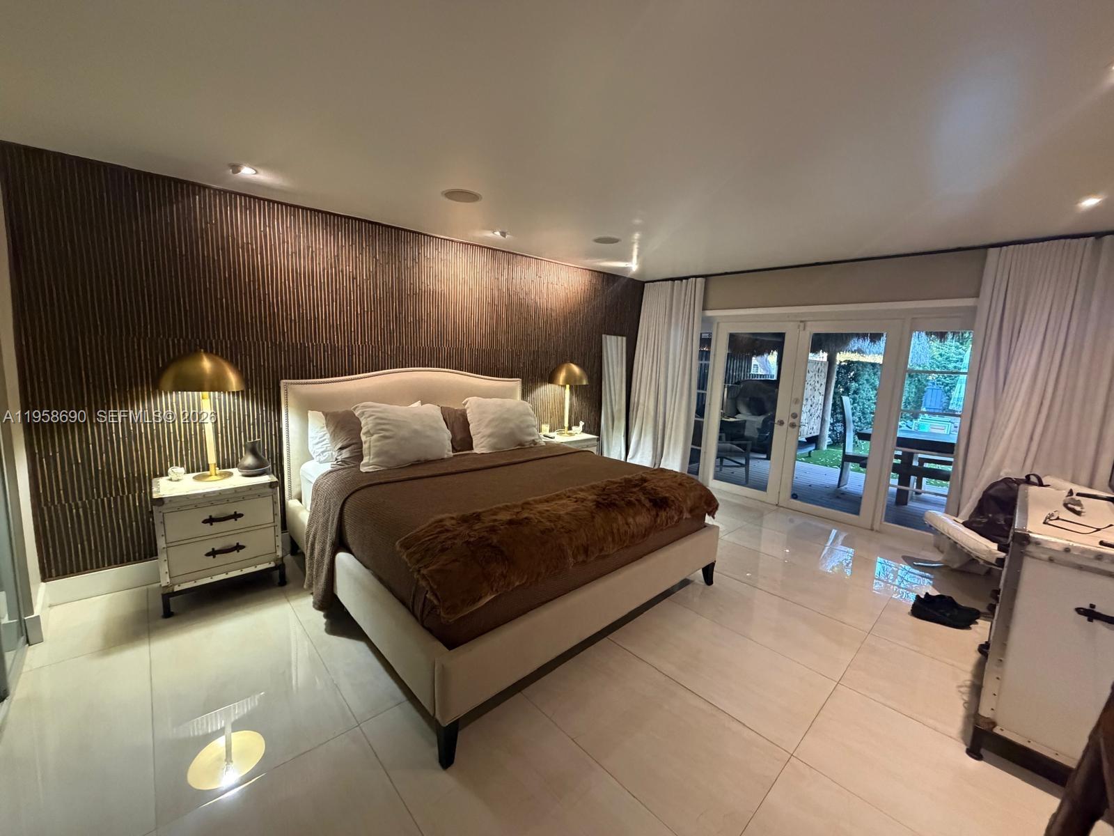 990 NE 72nd Ter Miami, FL 33138