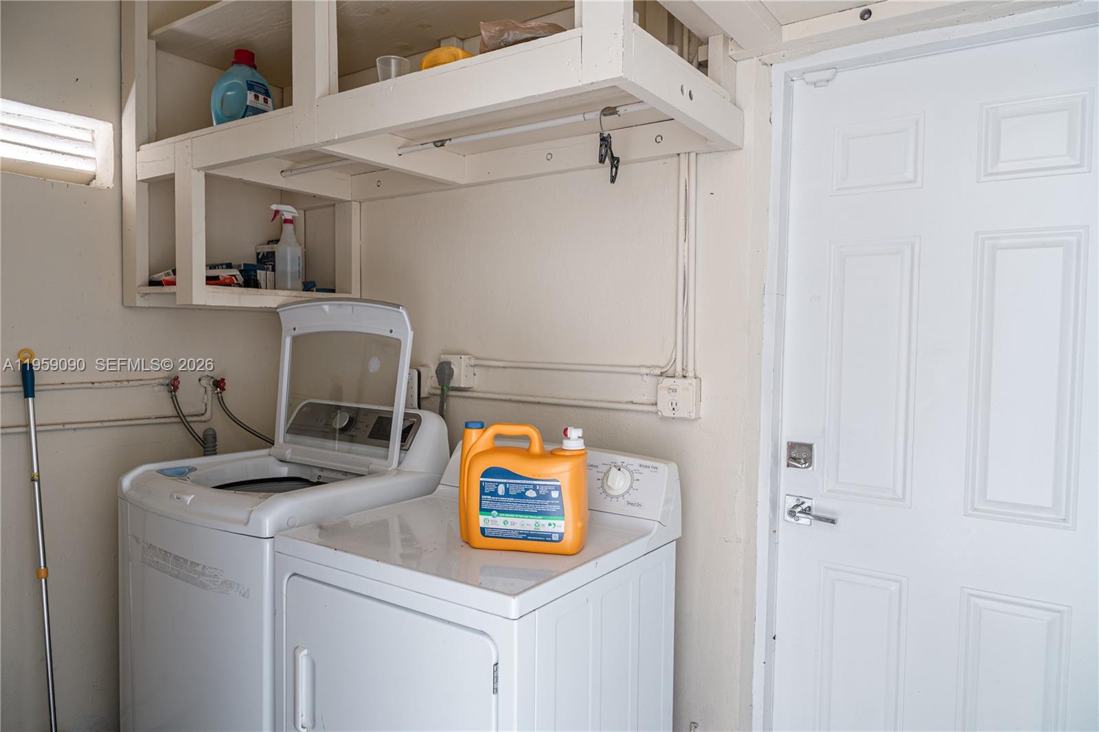 2842 Jackson St Hollywood, FL 33020