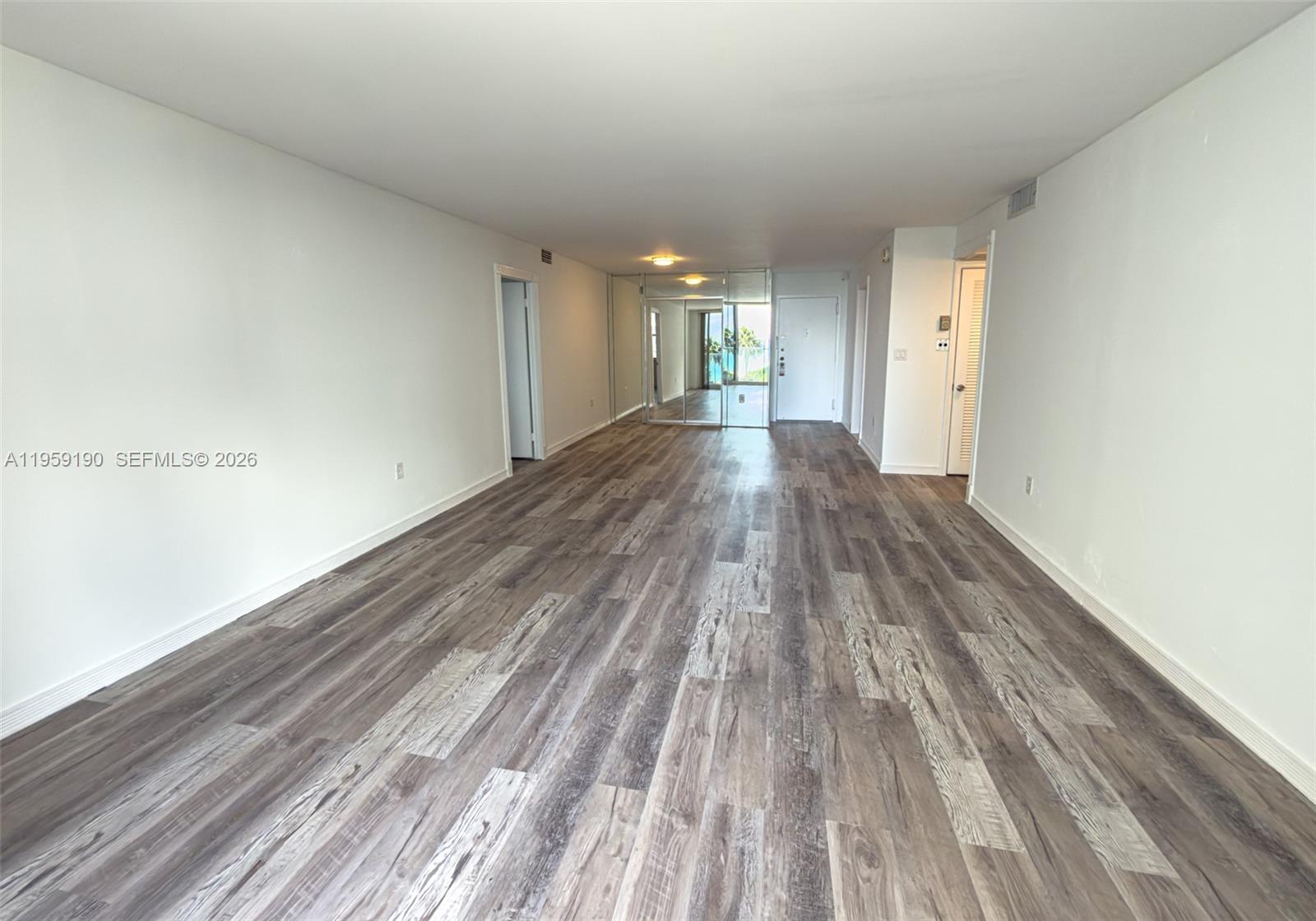 5750 Collins Ave #6J Miami Beach, FL 33140