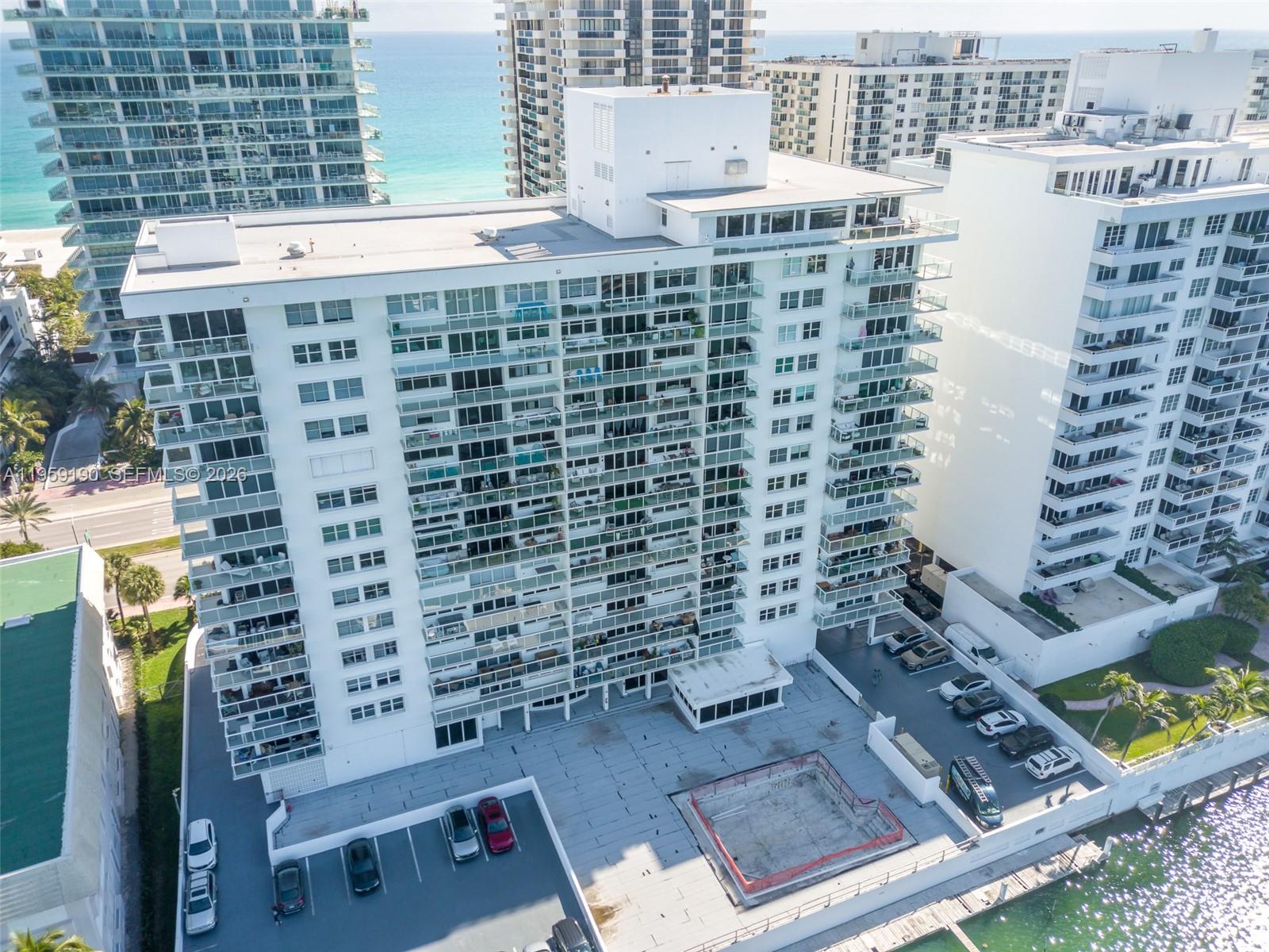 5750 Collins Ave #6J Miami Beach, FL 33140