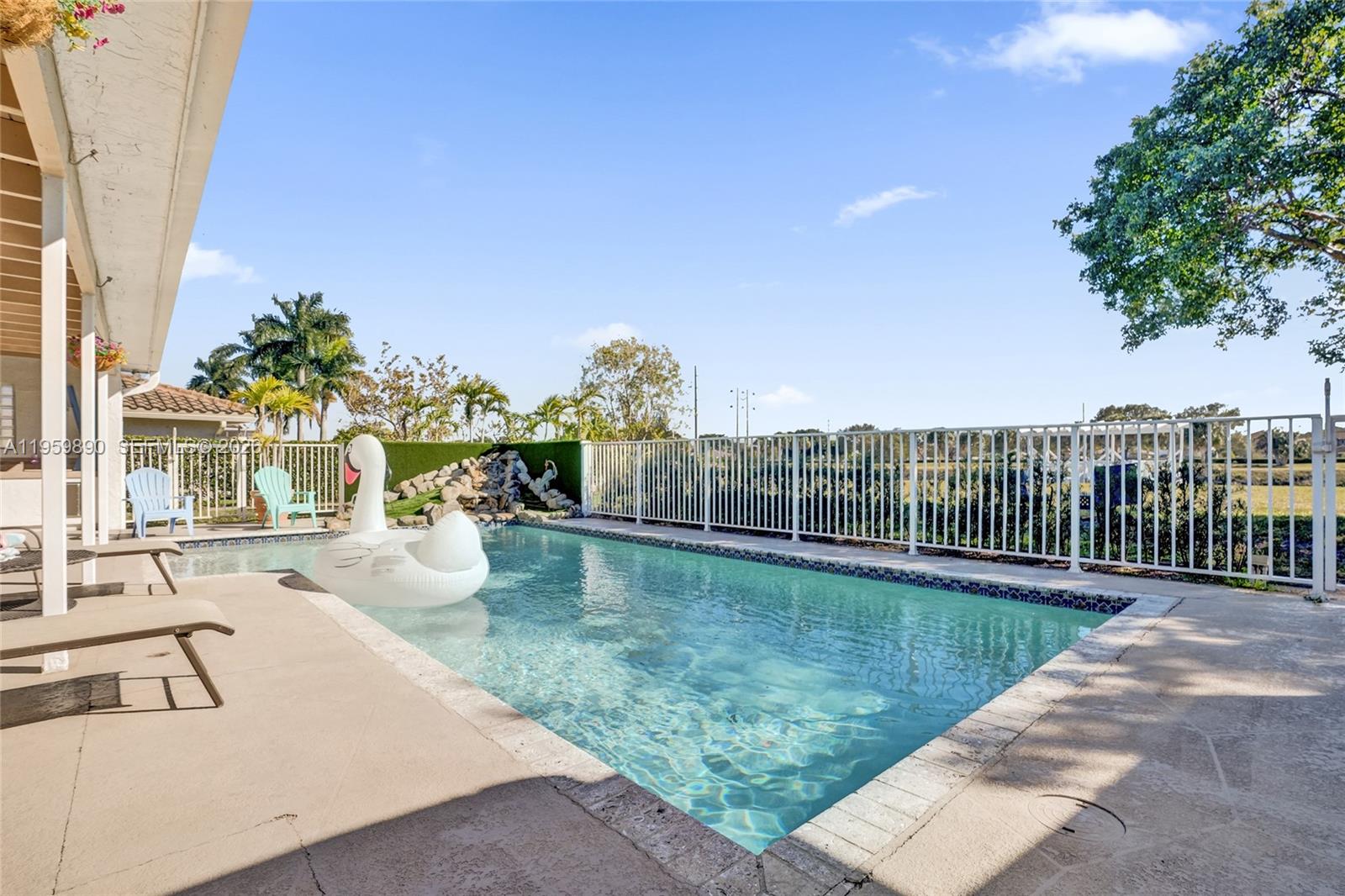 10180 SW 1st Ct Coral Springs, FL 33071