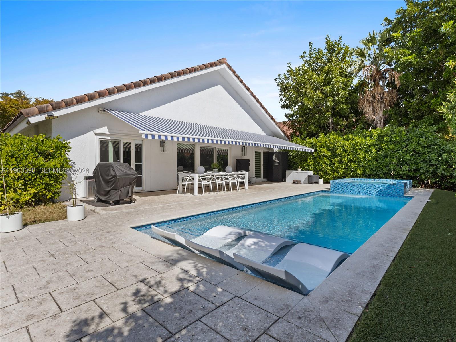 20550 NW 7th St Pembroke Pines, FL 33029