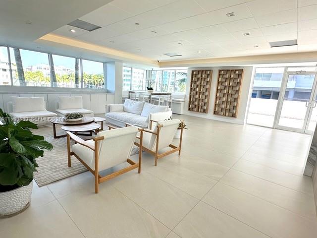 5900 Collins Ave #1208 Miami Beach, FL 33140