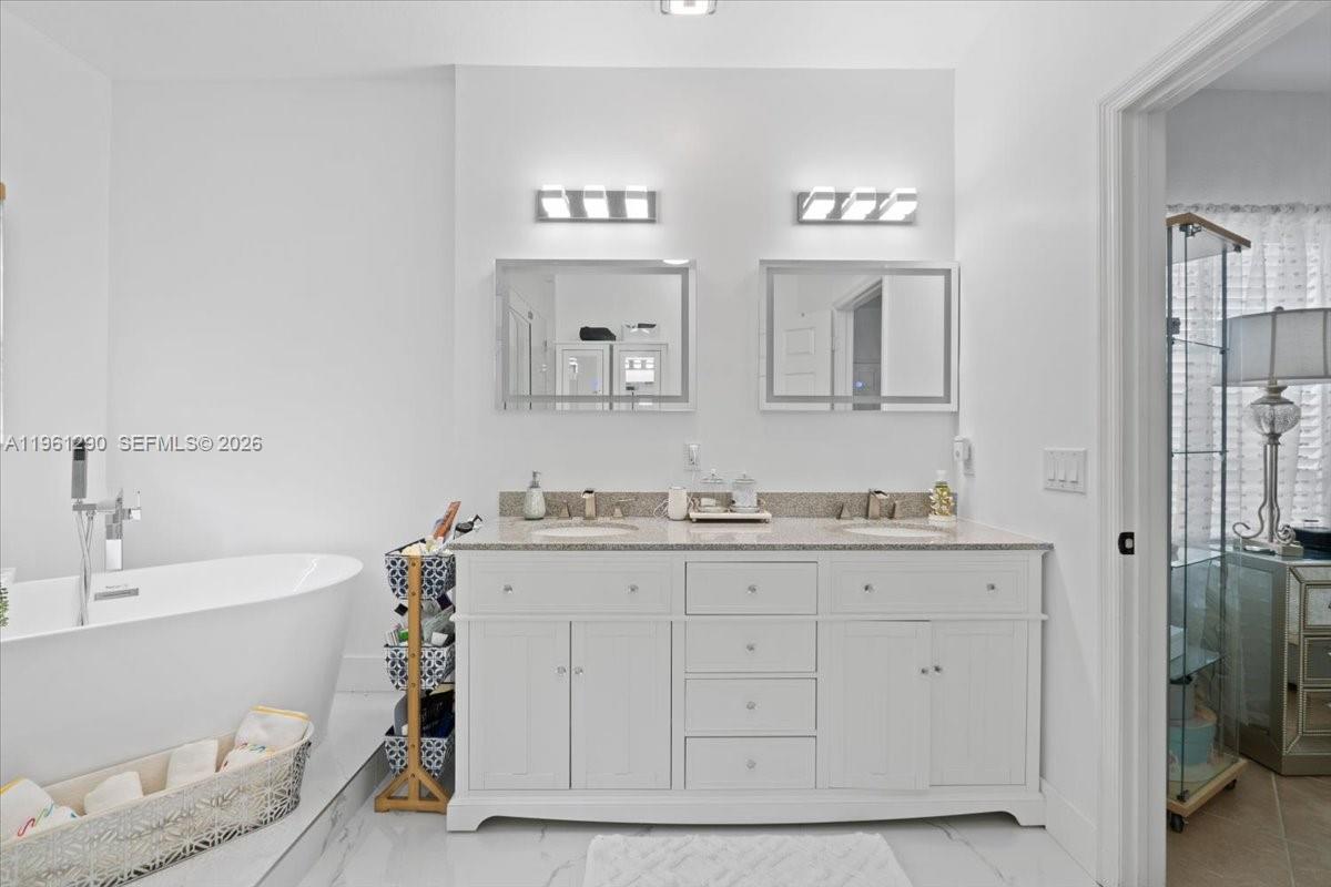 24306 SW 113th Psge Homestead, FL 33032